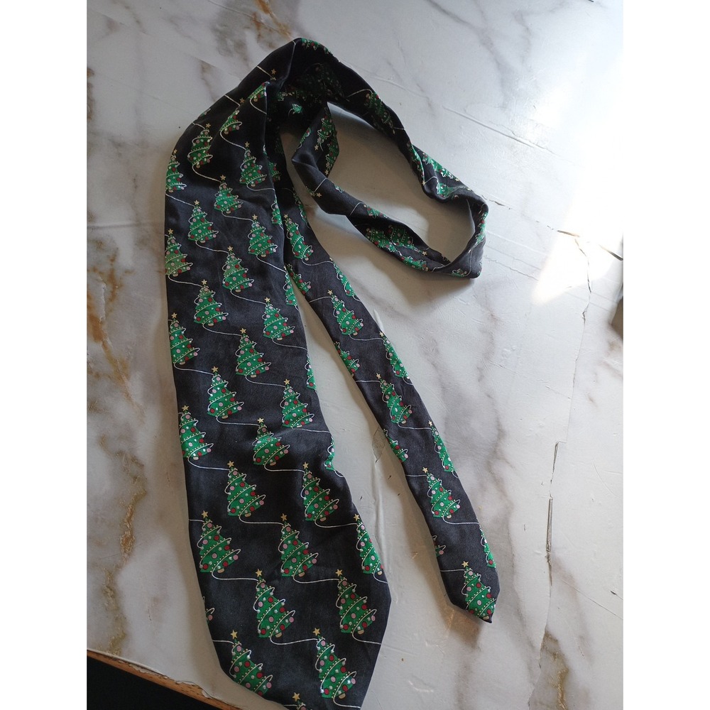 Vintage Holiday Men Neck Tie Christmas Tree‎ Holiday Party Ugly Tie